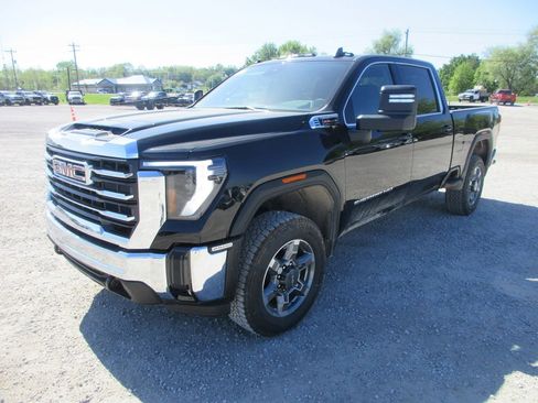 New 2026 GMC Sierra 2500 SLE w/ SLE Value Package; AWD/4WD image 10