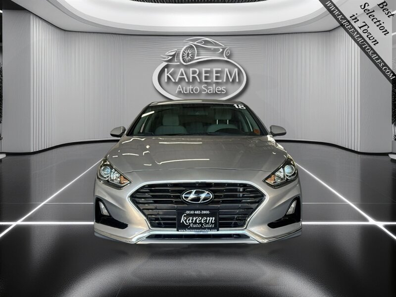 Used 2018 Hyundai Sonata SE FWD image 2