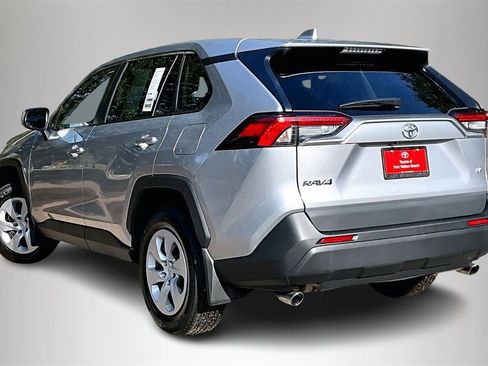 Used 2024 Toyota RAV4 LE image 4