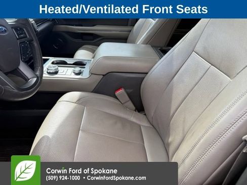 Used 2018 Ford Expedition Max XLT w/ Equipment Group 202A AWD/4WD image 16