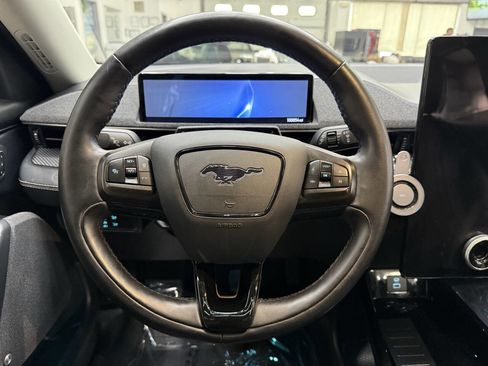 Used 2021 Ford Mustang Mach-E Premium image 22