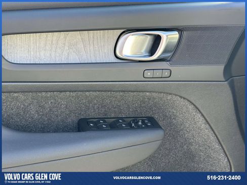 Used 2026 Volvo XC40 B5 Plus w/ Protection Package Premier image 13