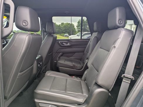 Used 2021 Chevrolet Tahoe Z71 w/ Z71 Signature Package image 14