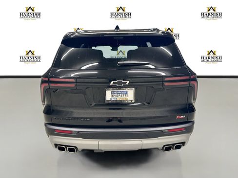 Used 2024 Chevrolet Traverse Z71 w/ Enhanced Driving Package AWD/4WD image 6
