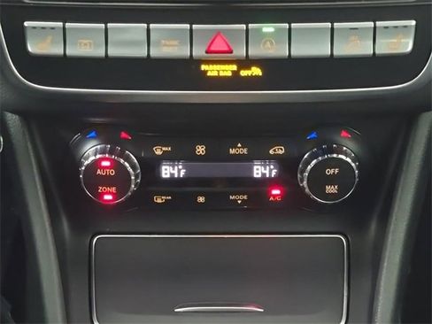 Certified 2020 Mercedes-Benz GLA 250 4MATIC image 19