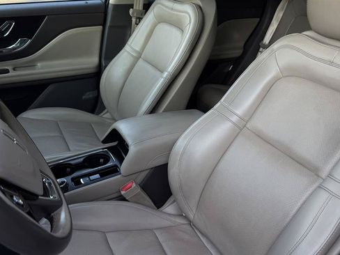 Used 2021 Lincoln Corsair Grand Touring AWD/4WD image 29
