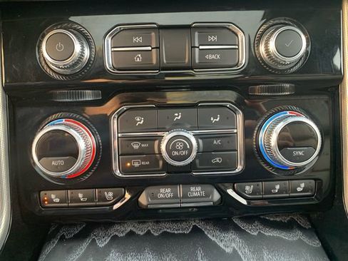 Certified 2023 GMC Yukon Denali AWD/4WD image 29