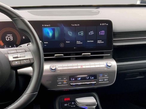 Used 2024 Hyundai Kona SEL FWD image 7