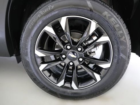 Used 2023 Chevrolet TrailBlazer LT w/ Convenience Package image 22