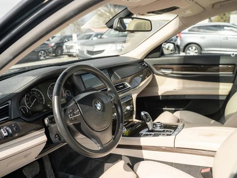 Used 2009 BMW 750Li image 6