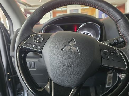 Used 2025 Mitsubishi Outlander Sport ES AWD/4WD image 24