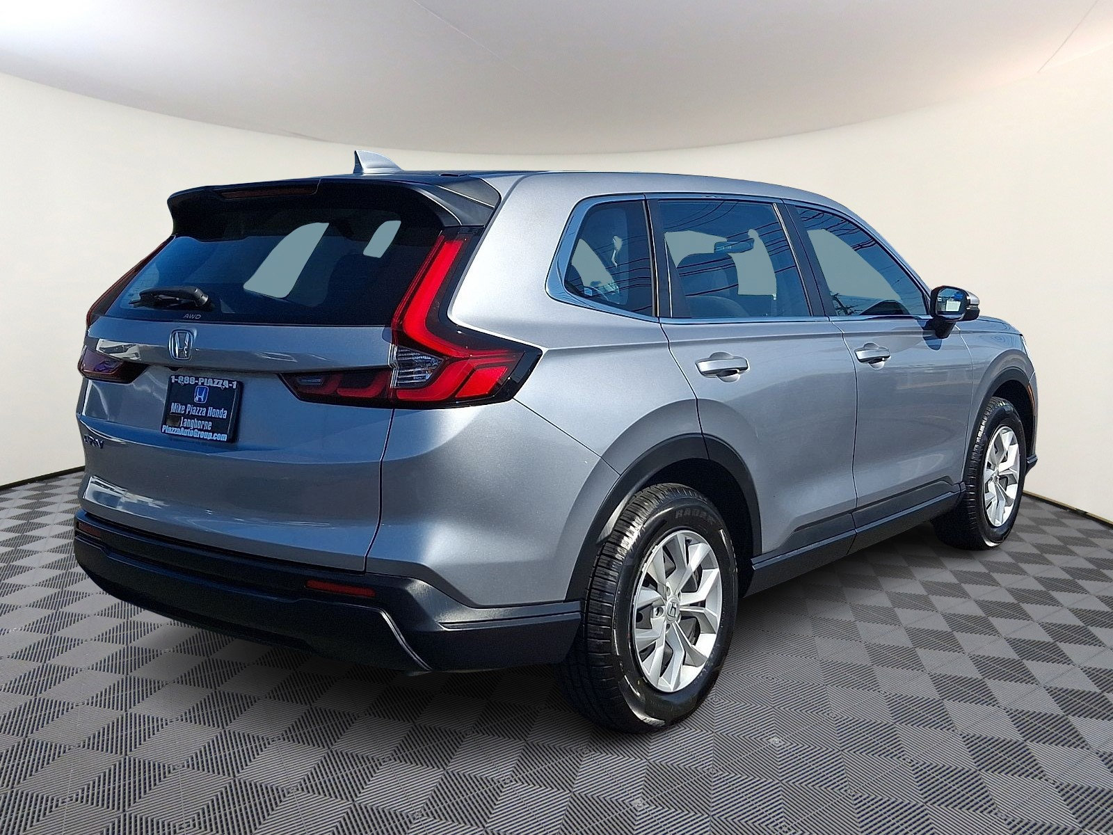 Used 2024 Honda CR-V LX image 7