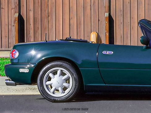 Used 1991 MAZDA MX-5 Miata Special Edition image 10