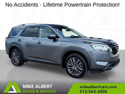 Used 2023 Nissan Pathfinder SL w/ SL Premium Package