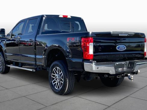 Used 2017 Ford F250 Lariat w/ Lariat Value Package image 12