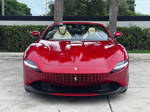 Used 2024 Ferrari Roma Spider RWD image 14