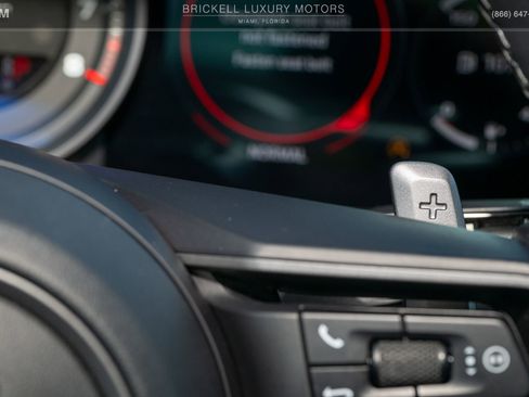 Used 2020 Porsche 911 Carrera RWD image 28