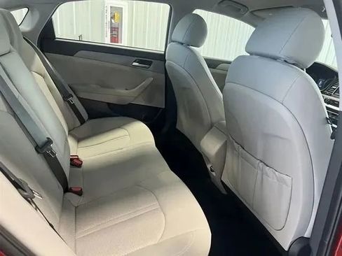 Used 2019 Hyundai Sonata SE FWD image 19