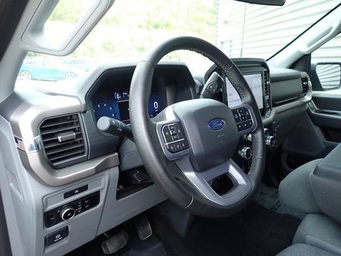 Used 2025 Ford F150 XLT w/ Equipment Group 301A Standard AWD/4WD image 17