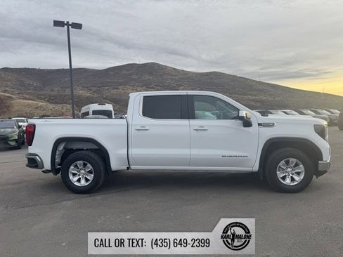 Used 2023 GMC Sierra 1500 SLE image 3