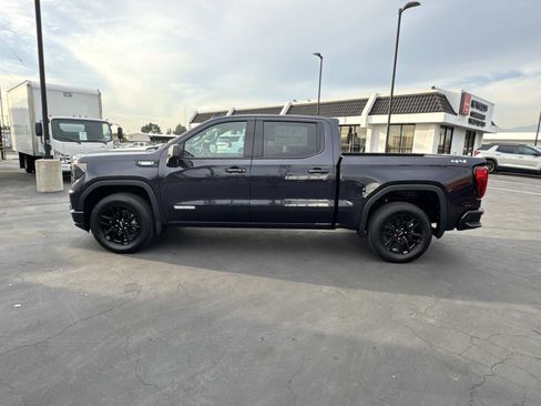 New 2026 GMC Sierra 1500 Elevation image 8