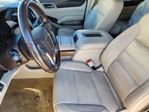 Used 2018 GMC Yukon Denali w/ Denali Ultimate Package image 12