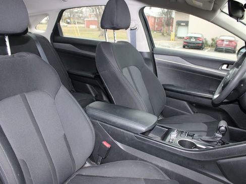 Used 2021 Kia K5 LXS image 22