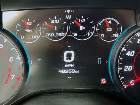 Used 2018 Chevrolet Camaro SS RWD image 15
