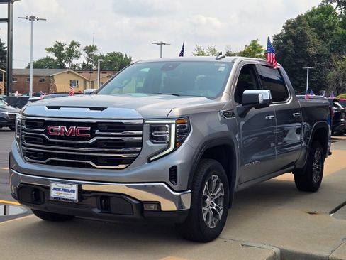 Used 2025 GMC Sierra 1500 SLT AWD/4WD image 5