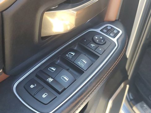 Used 2023 RAM 3500 Limited image 18