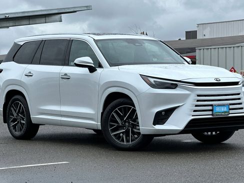 New 2026 Lexus TX 350 AWD image 2