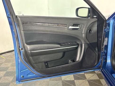 Used 2023 Chrysler 300 Touring L w/ Popular Equipment Group image 10