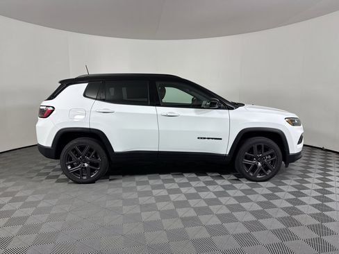 New 2026 Jeep Compass Limited image 11