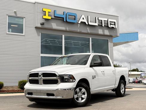 Used 2021 RAM 1500 Classic SLT AWD/4WD image 1