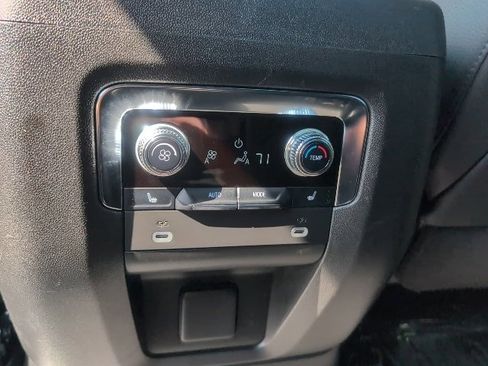 Used 2024 GMC Yukon Denali image 55