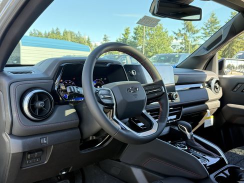 New 2026 Chevrolet Colorado Z71 w/ Technology Package AWD/4WD image 12