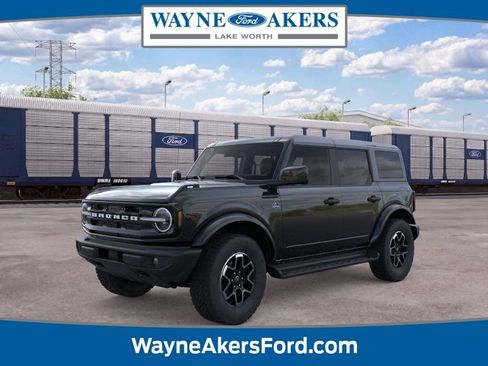 New 2026 Ford Bronco Outer Banks AWD/4WD image 1