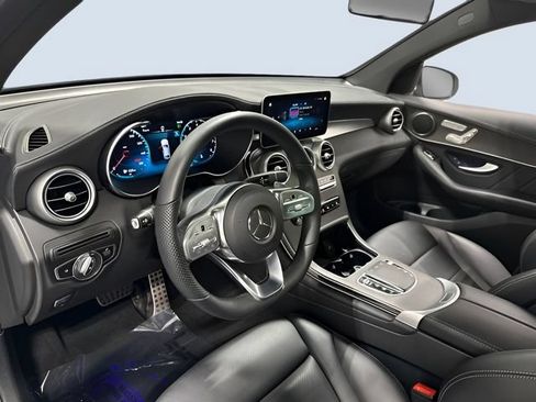 Used 2023 Mercedes-Benz GLC 300 4MATIC Coupe image 13