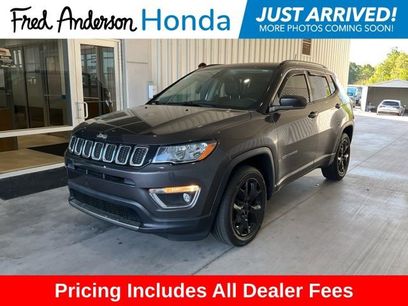 Used 2018 Jeep Compass Limited w/ Navigation Group