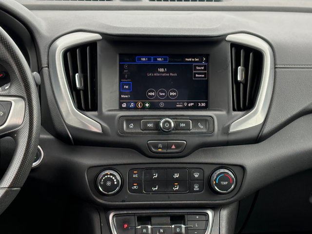 Used 2024 GMC Terrain SLE FWD image 18