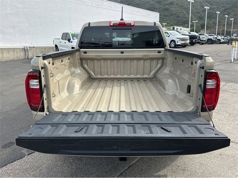 Certified 2024 GMC Canyon Elevation w/ Convenience Package image 31