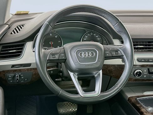 Used 2018 Audi Q7 2.0T Premium AWD/4WD image 17