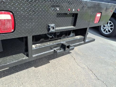 Used 2019 Ford F550 4x4 Crew Cab Super Duty w/ Power Equipment Group image 18