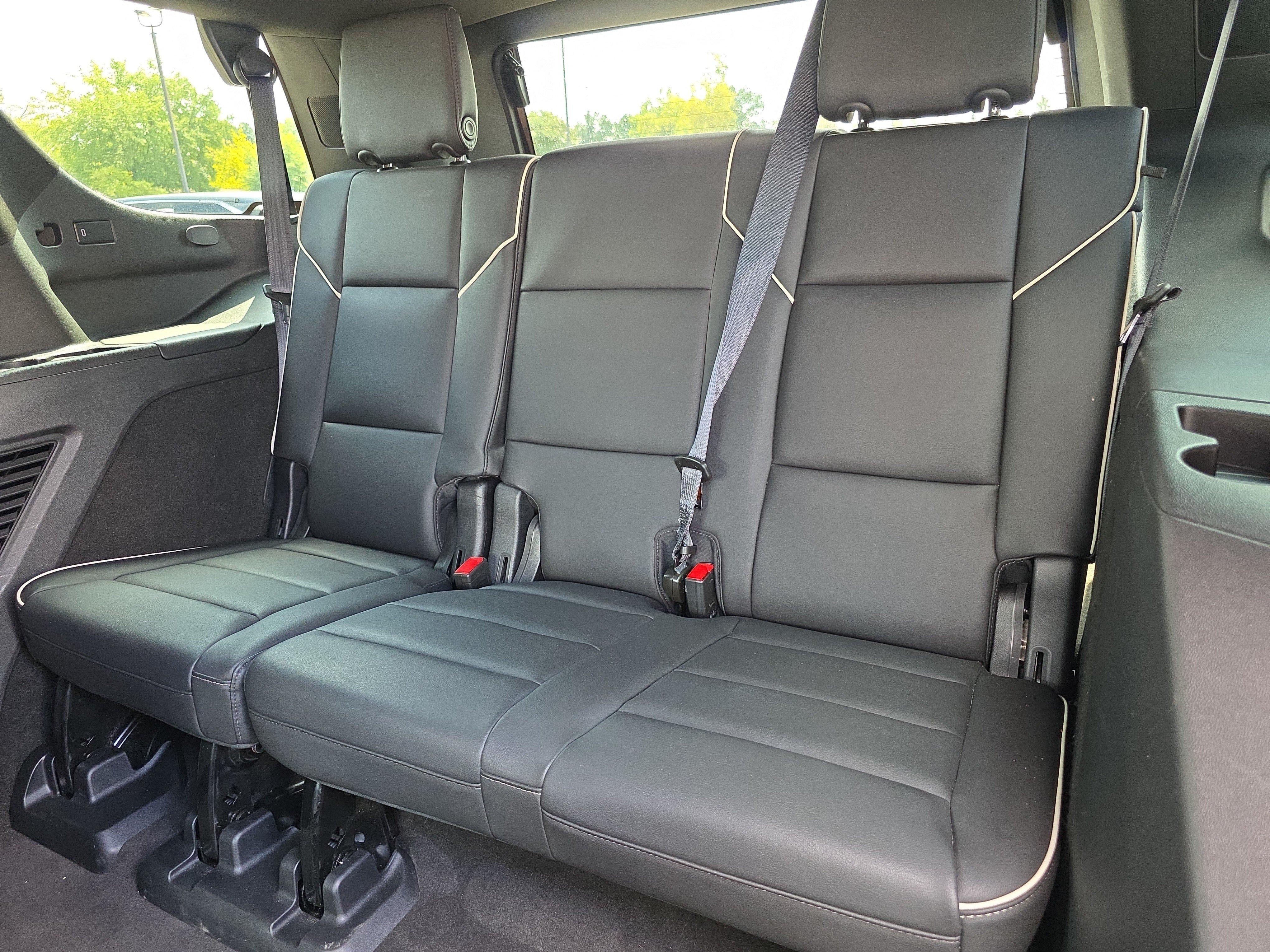 Used 2024 Cadillac Escalade Sport AWD/4WD image 12