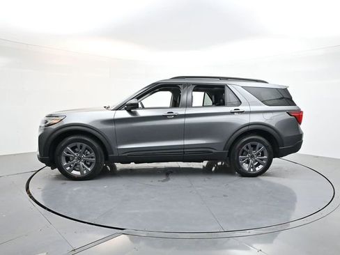 New 2026 Ford Explorer Active AWD/4WD image 4