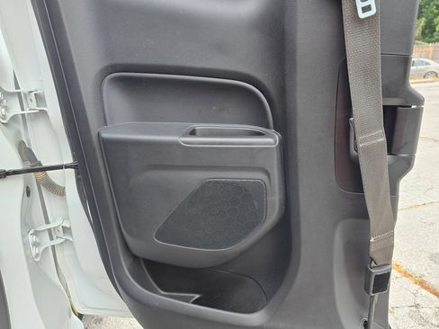 Used 2022 Chevrolet Colorado LT w/ Fleet Safety Package RWD image 12