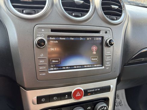 Used 2014 Chevrolet Captiva Sport LTZ FWD image 32