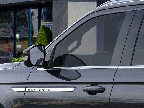 New 2026 Lincoln Navigator Reserve AWD/4WD image 20