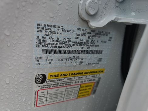 Used 2025 Ford Expedition Platinum image 20