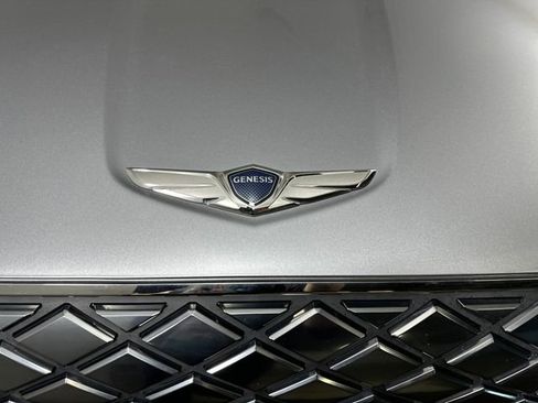 Used 2023 Genesis Electrified GV70 AWD/4WD image 9